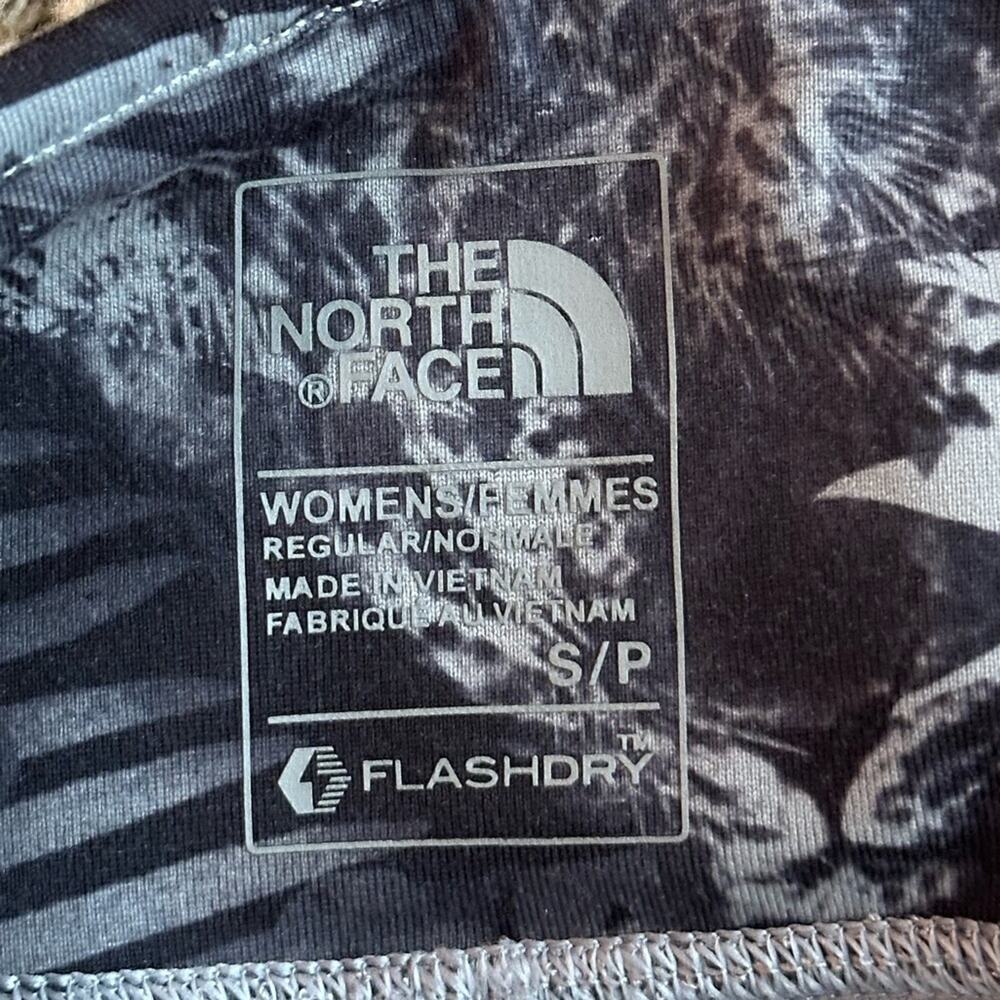 North Face women’s size S black, & white patterned leggings, flash dry, EUC - Picture 3 of 11